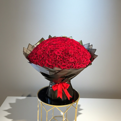 Luxury Red Rose Bouquet with Black Wrap