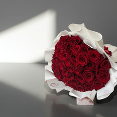 Romantic Red Rose Gift Bouquet