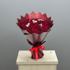 Classic Red Rose Floral Arrangement - Rawadat Al Ward