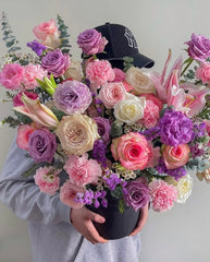 Luxury Mixed Floral Bouquet with Roses and Lilies - Rawadat Al Ward