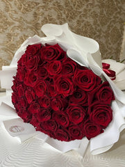 Romantic Red Rose Gift Bouquet - Rawadat Al Ward