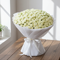 White spray Rose Luxury Bouquet