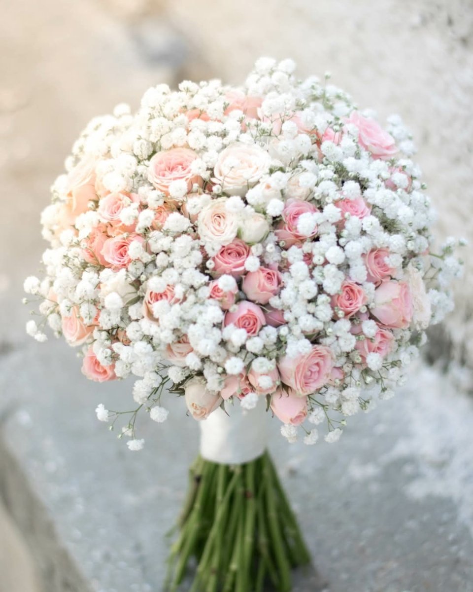 Baby’s Breath Bridal Bouquet - Rawadat Al Ward