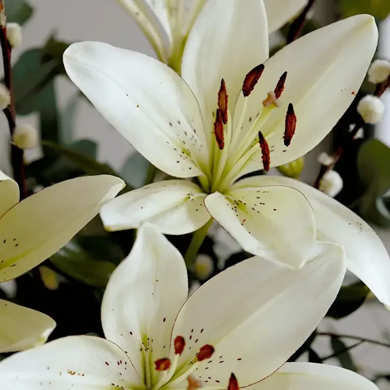 Bright Yellow & White Floral Arrangement - Rawadat Alward