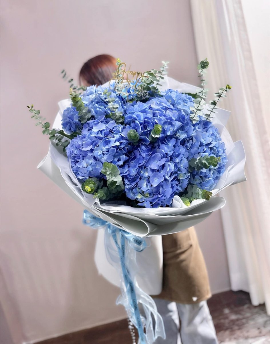 Elegant Blue Hydrangea Bouquet with Eucalyptus - Rawadat Al Ward