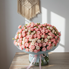 Elegant Pink and White Rose Bouquet