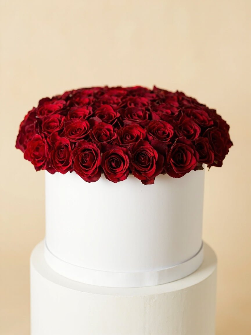 Luxury 80 Red Roses Box – Timeless Elegance in Bloom - Rawadat Alward