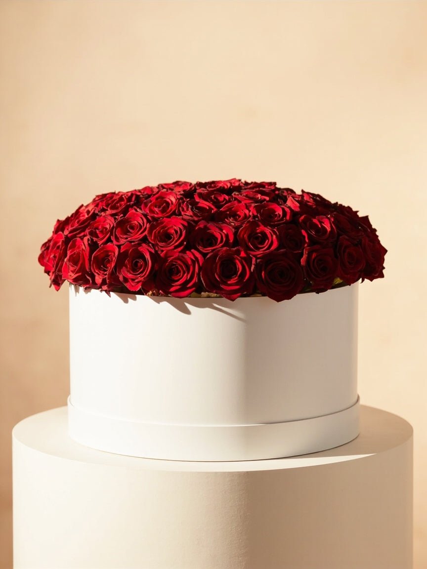 Luxury Red Roses Box Collection - Rawadat Alward
