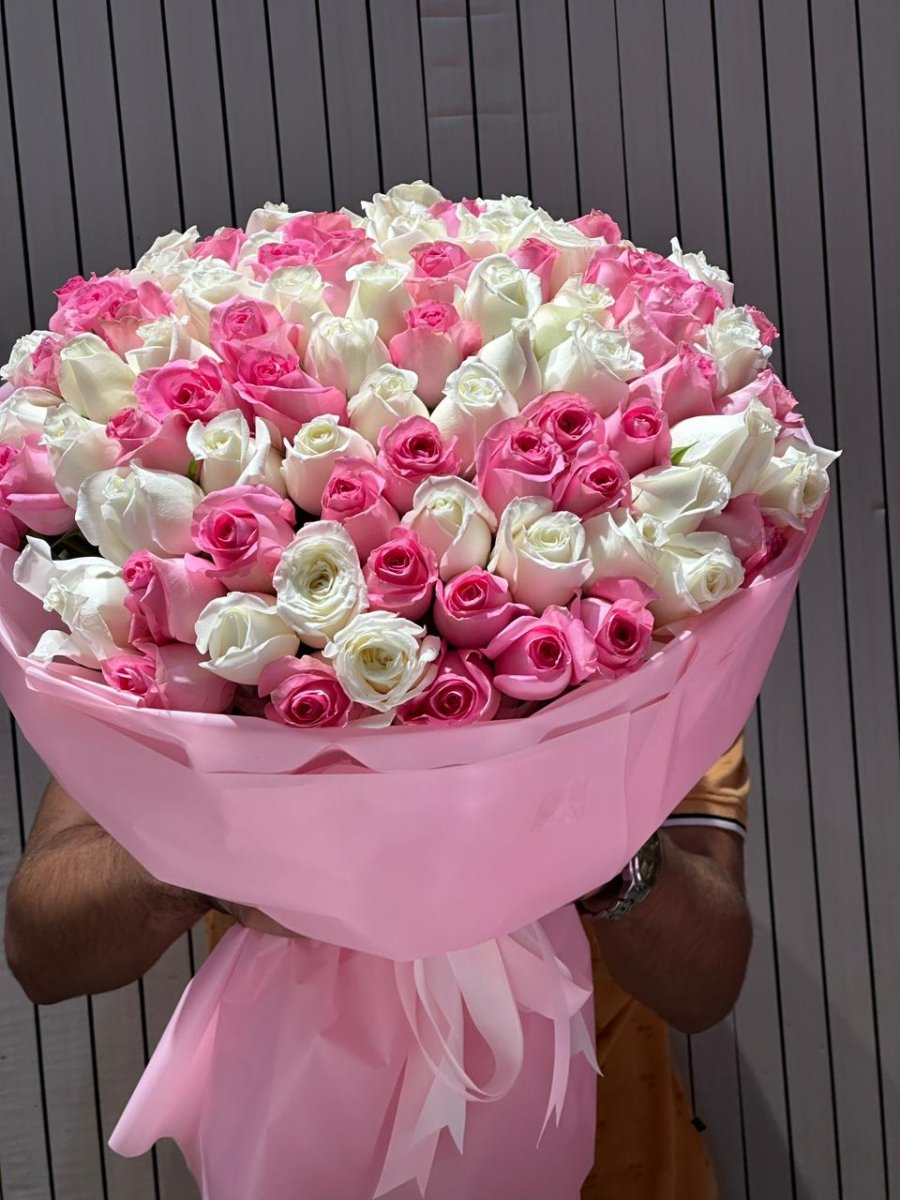 Premium pink and white roses bouquet - Rawadat Alward